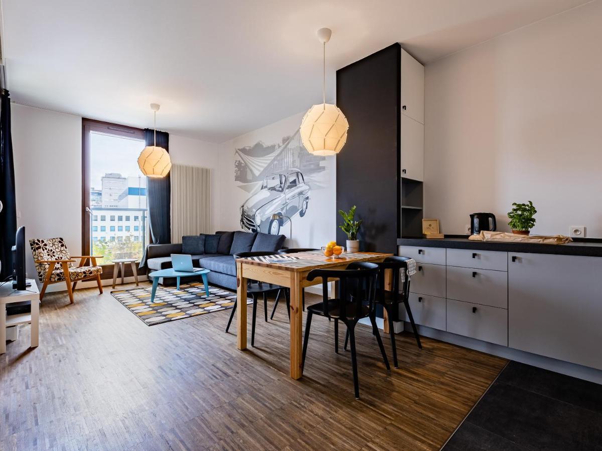 Kolejowa Aparthotel Варшава Екстериор снимка