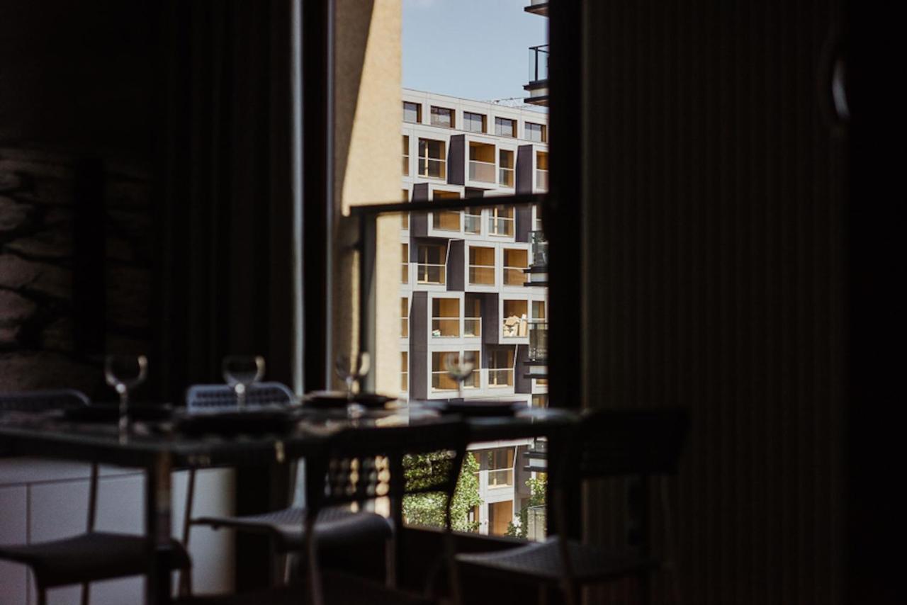 Kolejowa Aparthotel Варшава Екстериор снимка