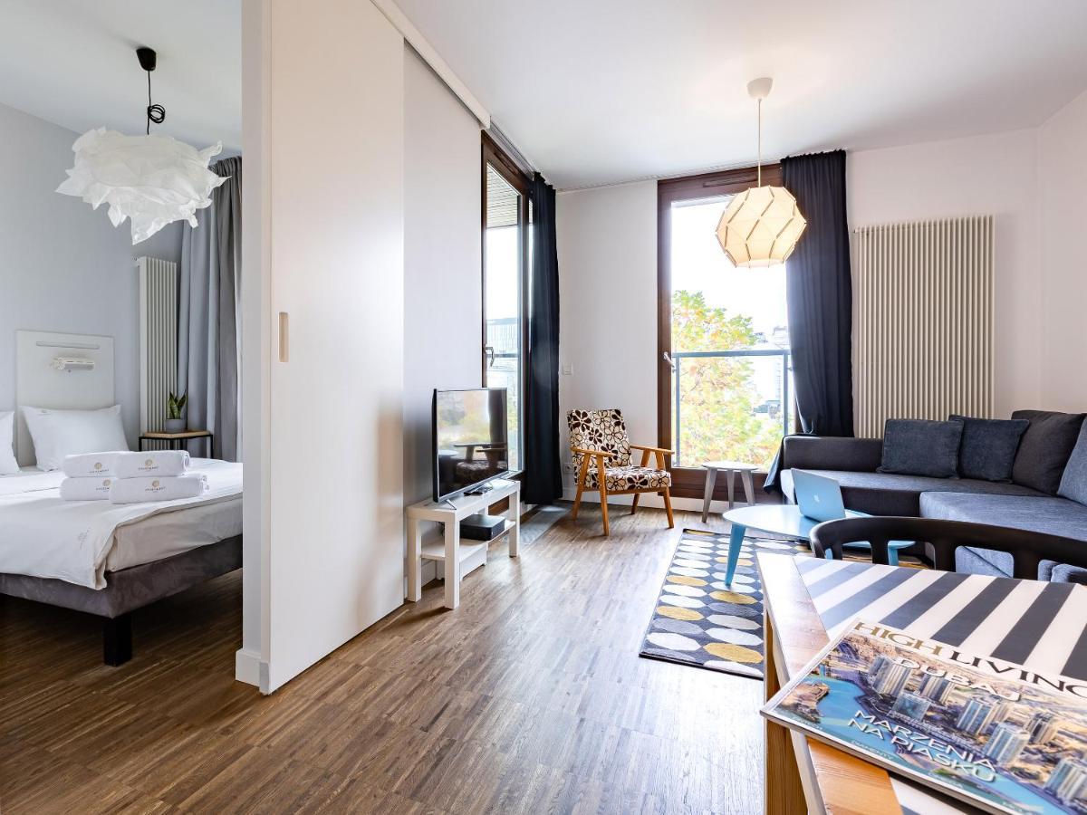 Kolejowa Aparthotel Варшава Екстериор снимка