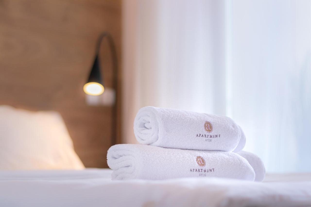 Kolejowa Aparthotel Варшава Екстериор снимка