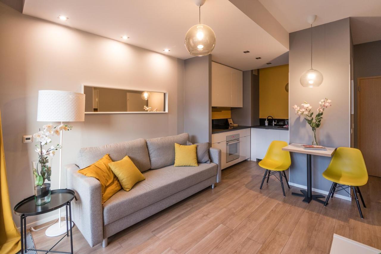 Kolejowa Aparthotel Варшава Екстериор снимка
